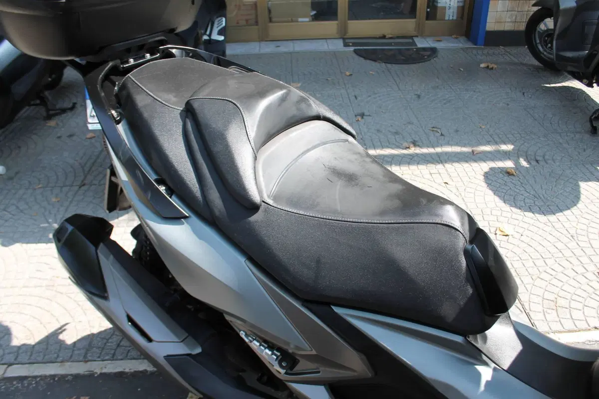 Kymco Xciting 400i S TCS (2021 - 24) (7)
