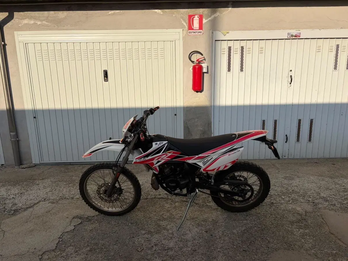 Betamotor RR 50 Enduro (2021 - 26) (2)