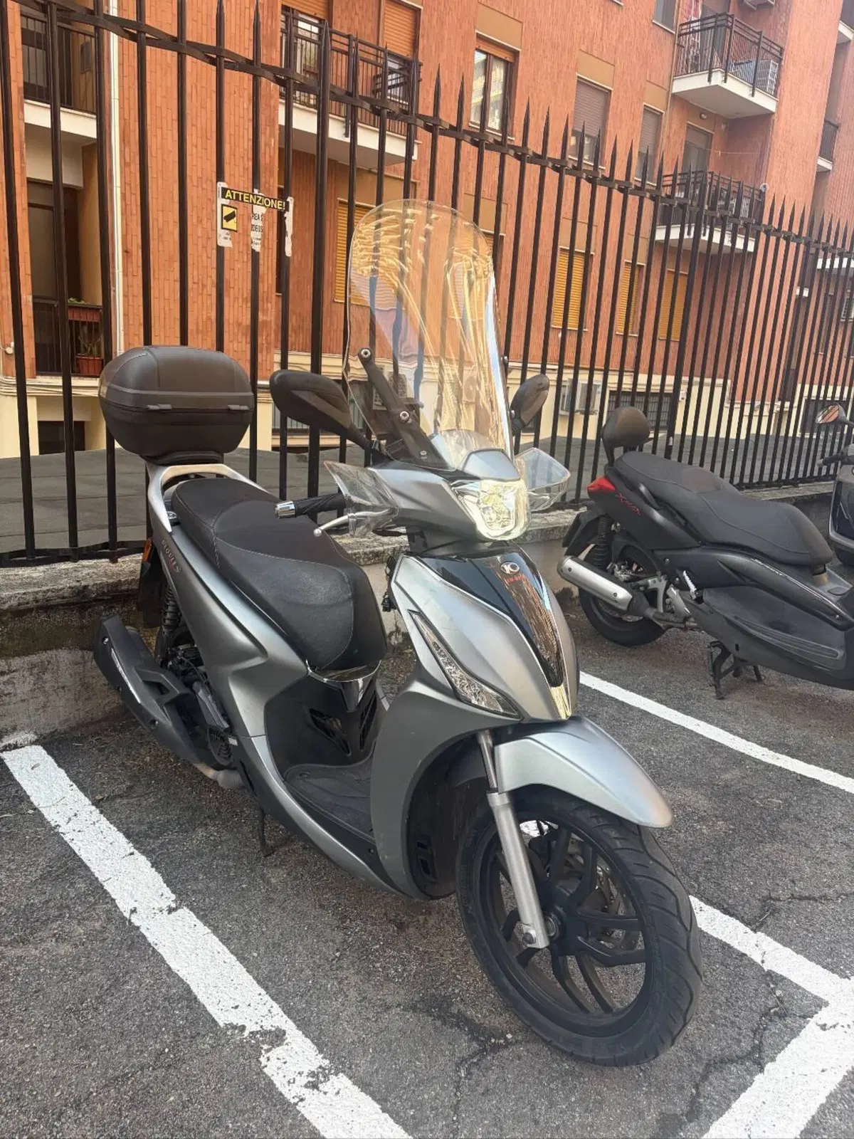 Kymco People 125i S (2021 - 25) (4)