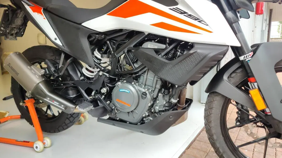 KTM 390 Adventure (2020) (4)