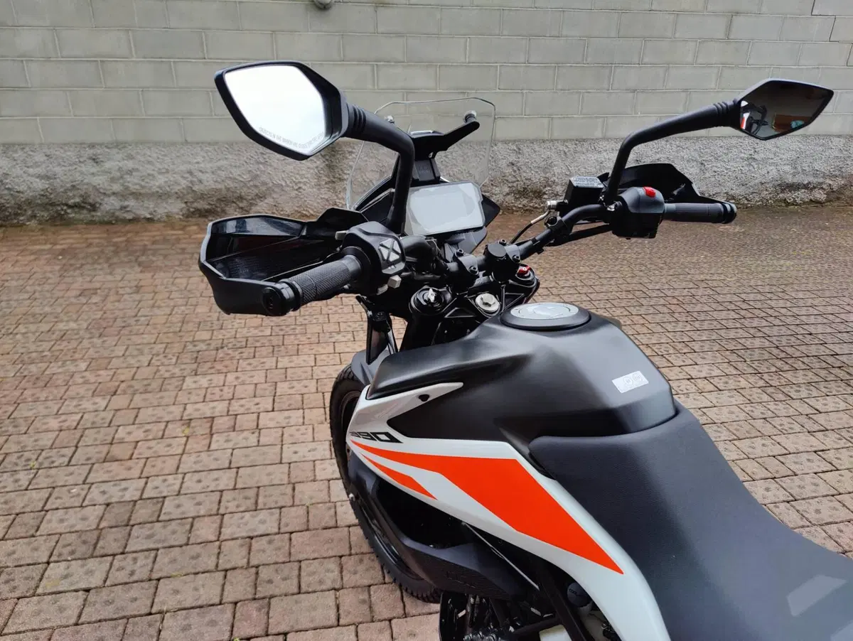 KTM 390 Adventure (2020) (8)