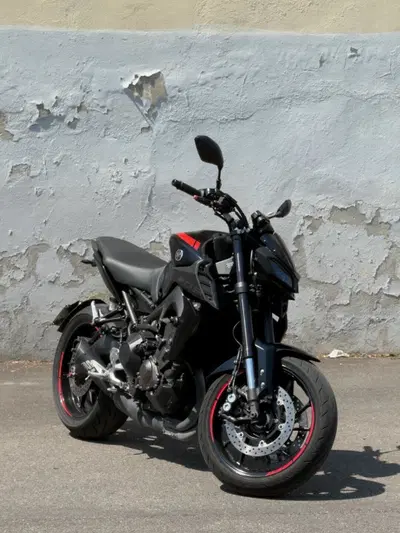 Yamaha MT-09 (2017 - 20) usata