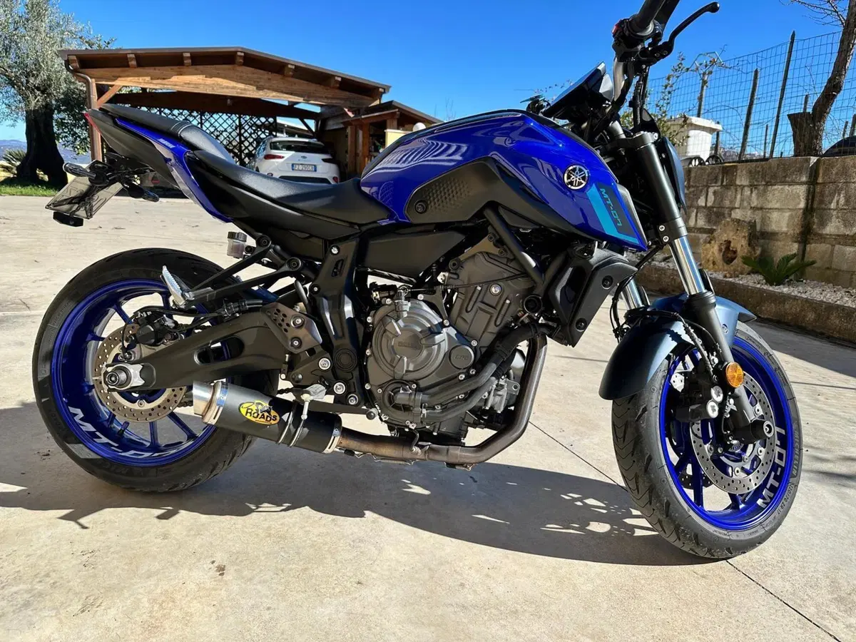 Yamaha MT-07 Pure (2023 - 25) (2)