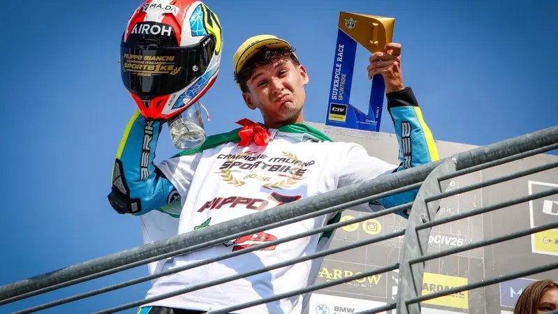 Dunlop CIV 2026, la favola di Filippo Bianchi: 'Nel periodo difficile ho pensato di mollare tutto'. Oggi è Campione Sportbike [VIDEO]