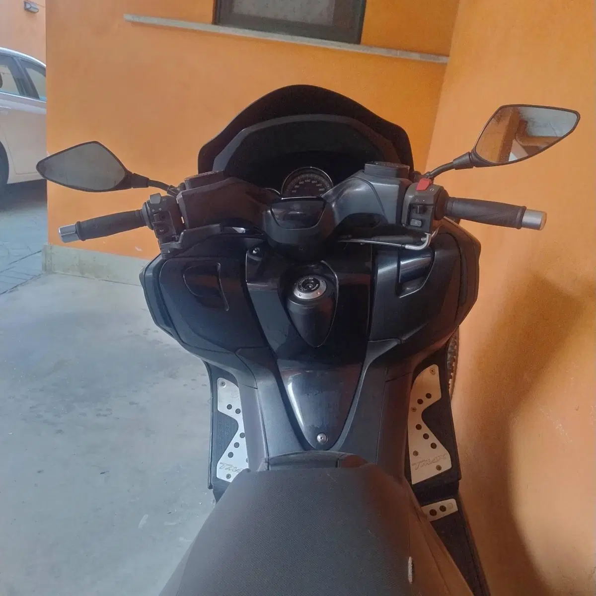 Yamaha T-Max 500 (2008 - 12) (5)