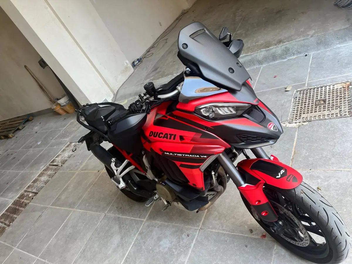 Ducati Multistrada V4 S (2021 - 24) (8)