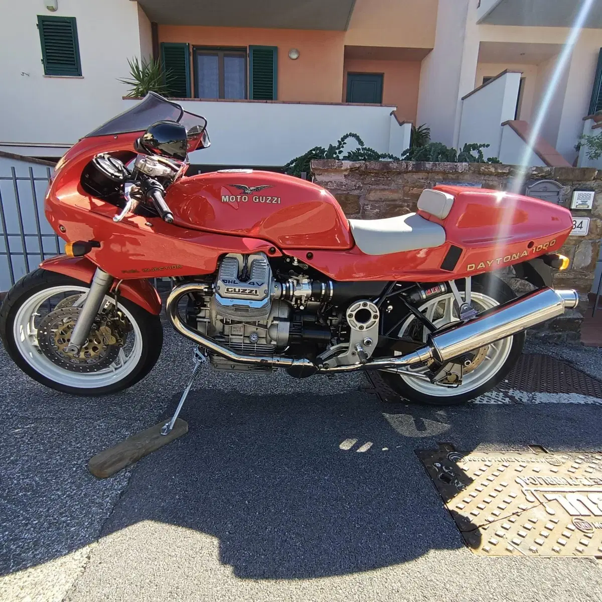 Moto Guzzi Daytona 100 (2)