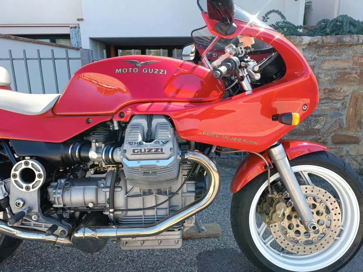 Moto Guzzi Daytona 100 (3)