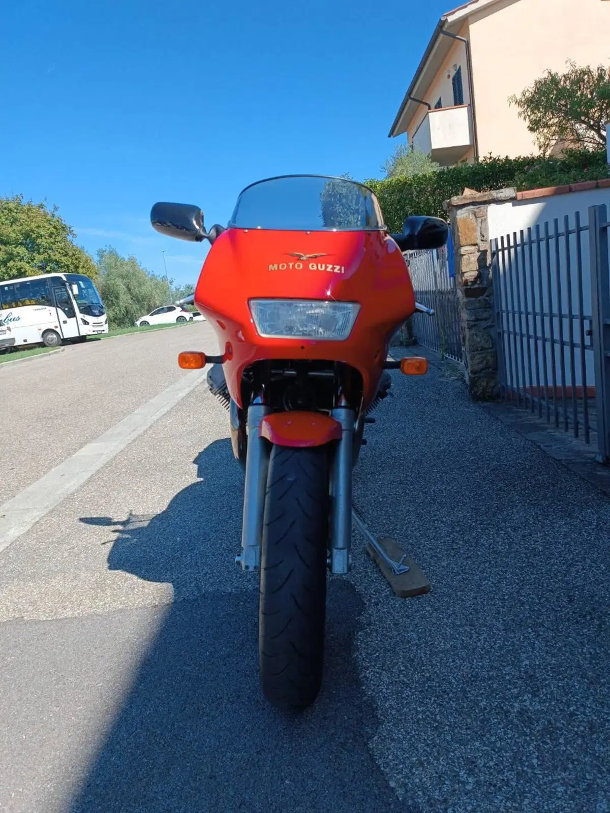 Moto Guzzi Daytona 100 (5)