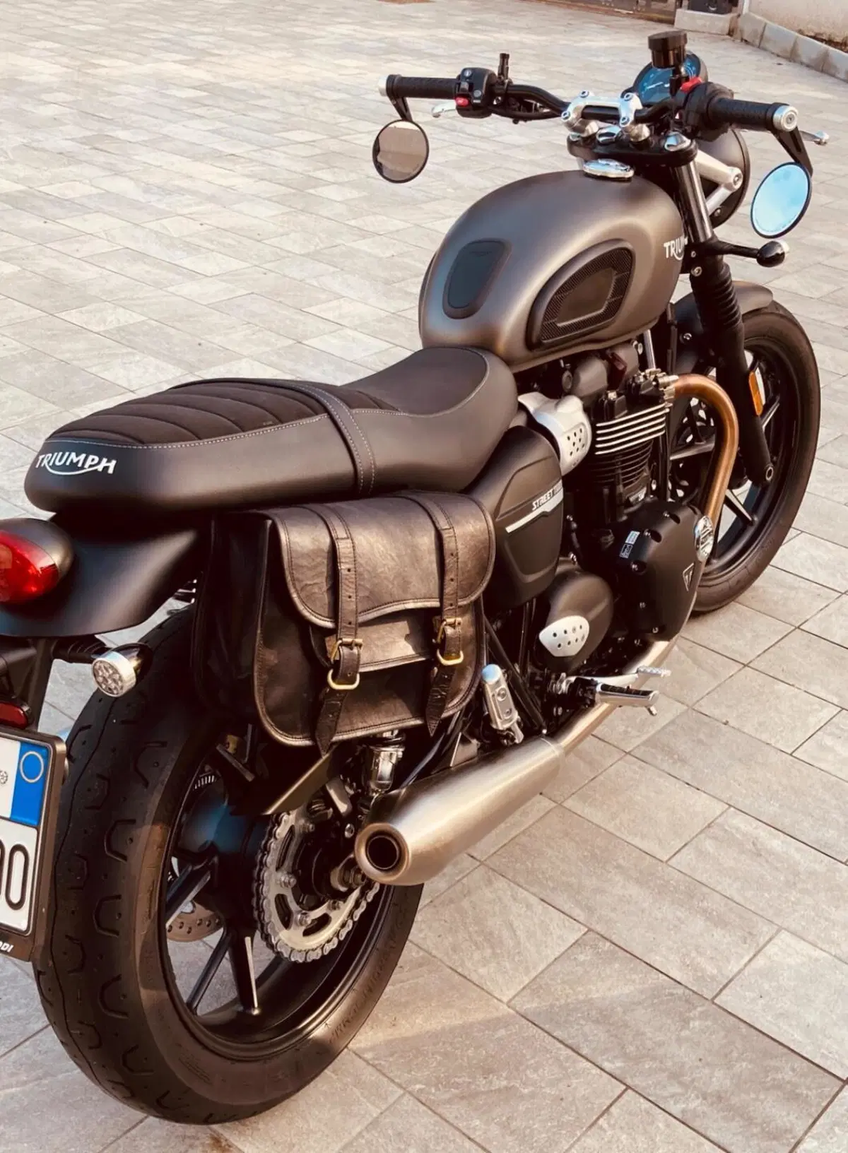 Triumph Street Twin 900 (2019 - 20) (4)