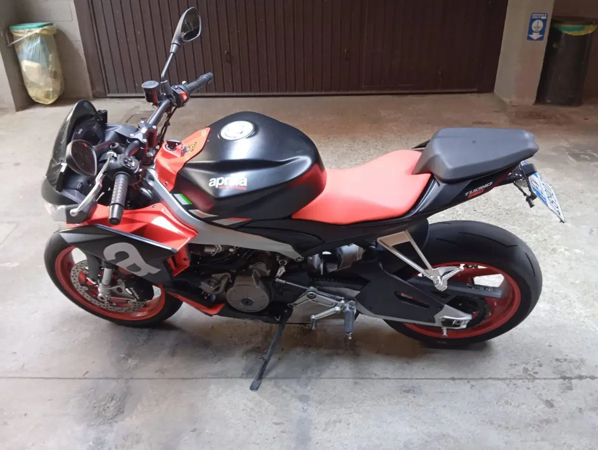 Aprilia Tuono 660 (2021 - 25) (3)