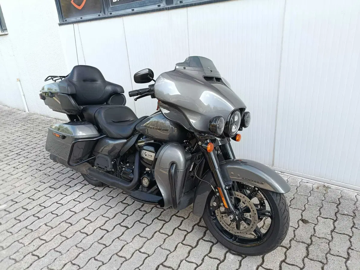 Harley-Davidson 114 Electra Glide Ultra Limited (2021 - 22) - FLHTK (3)
