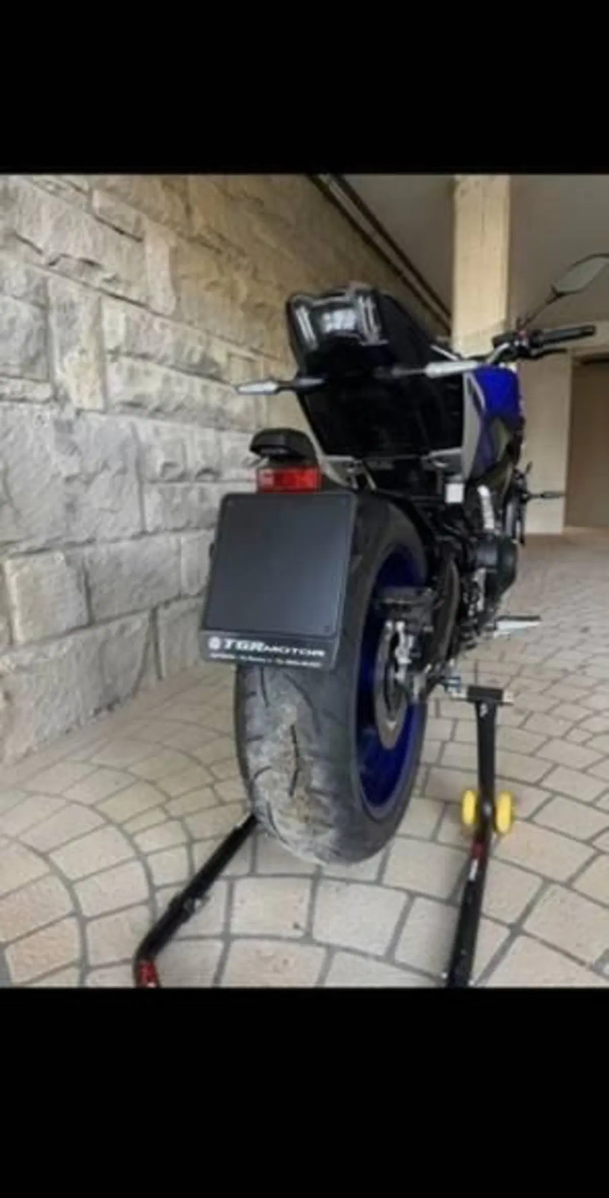 Yamaha MT-09 (2017 - 20) (8)