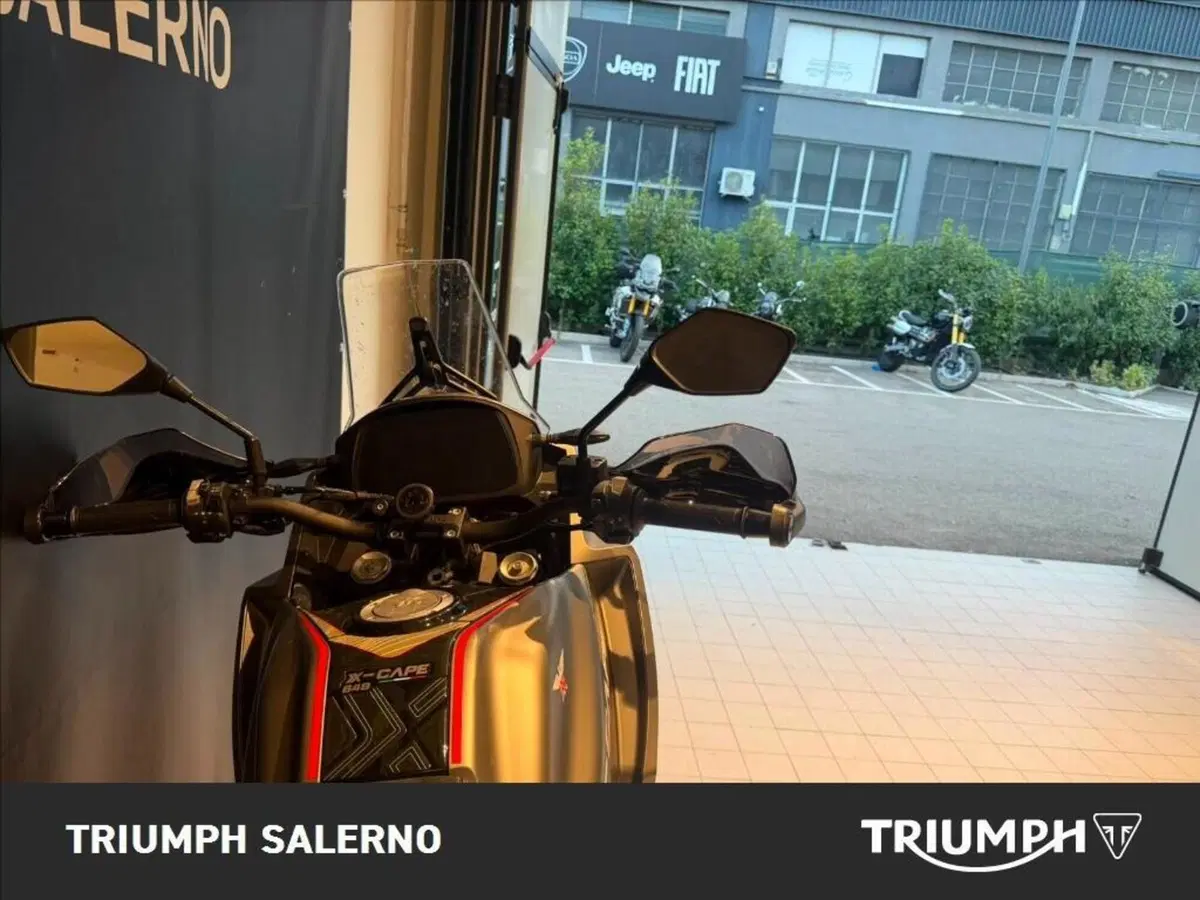 Moto Morini X-Cape 650 (2021 - 26) (6)