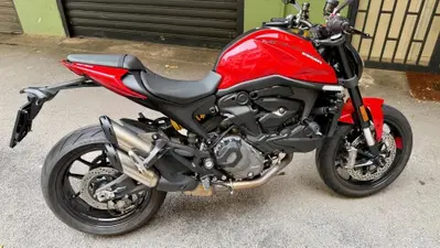 Ducati Monster 937 (2021 - 25) usata
