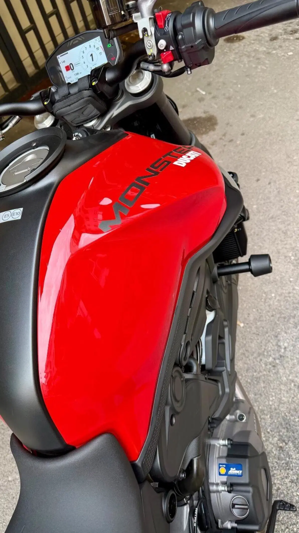 Ducati Monster 937 (2021 - 25) (3)