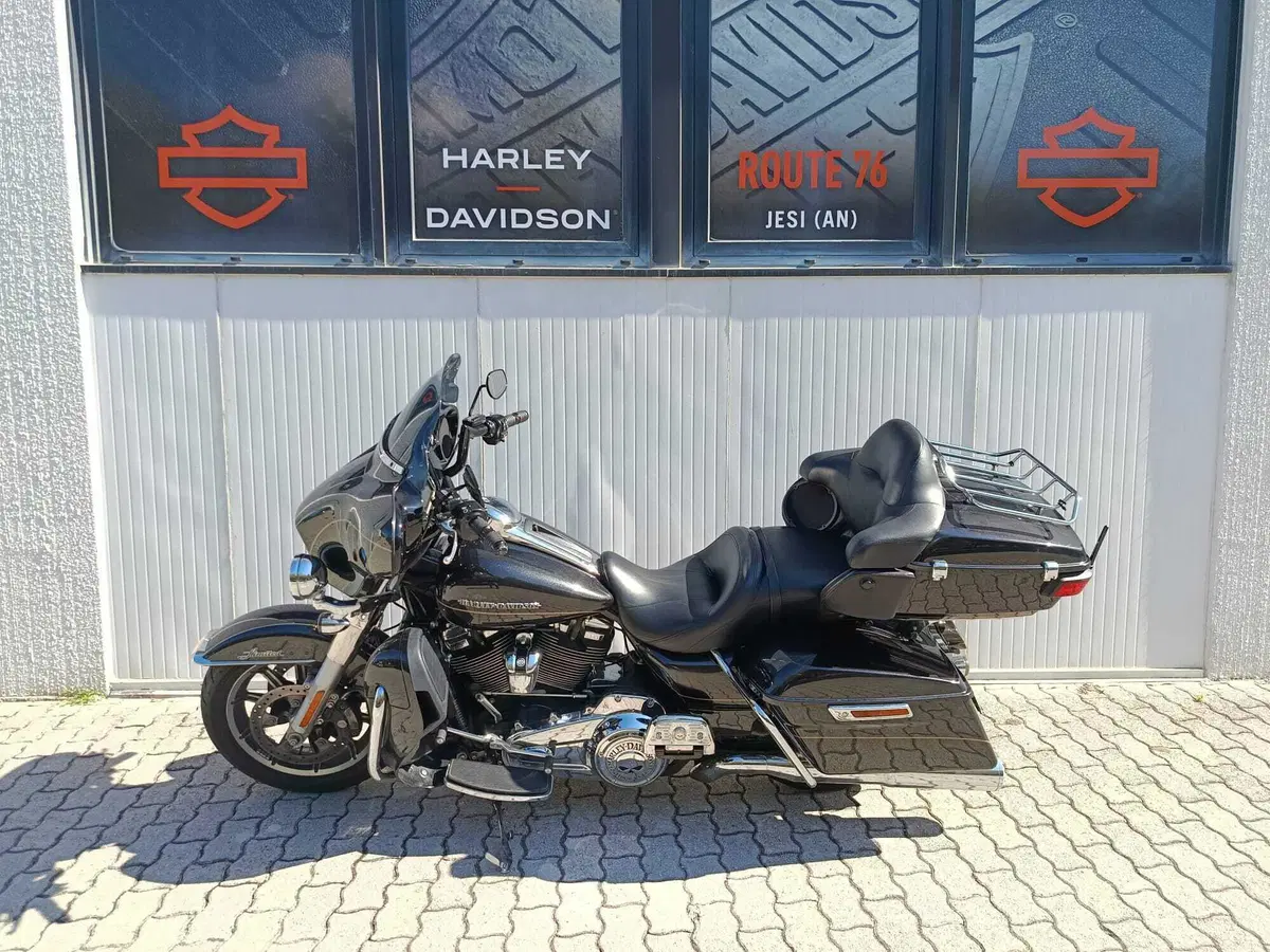 Harley-Davidson 107 Electra Glide Ultra Limited (2017 - 18) - FLHTK (5)