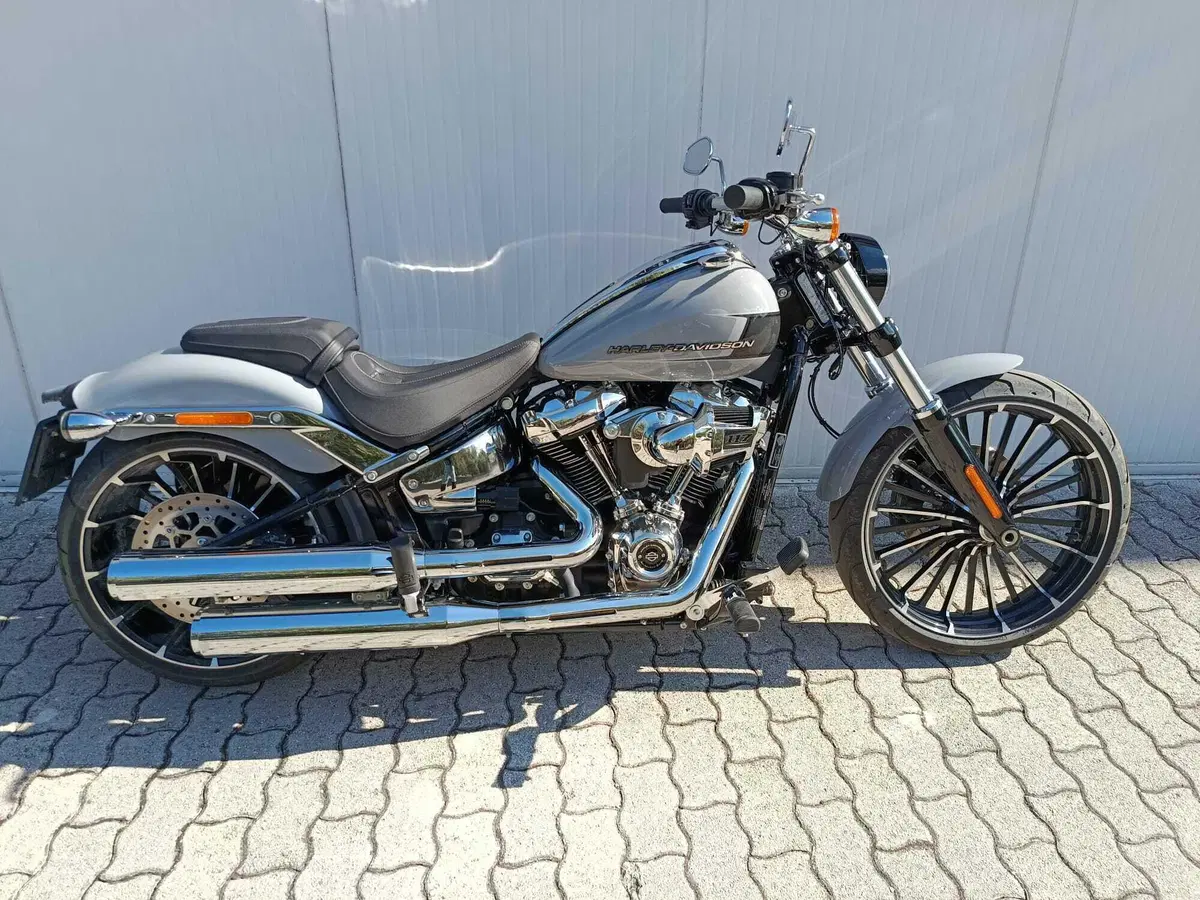 Harley-Davidson Breakout 117 (2023 - 24) (2)