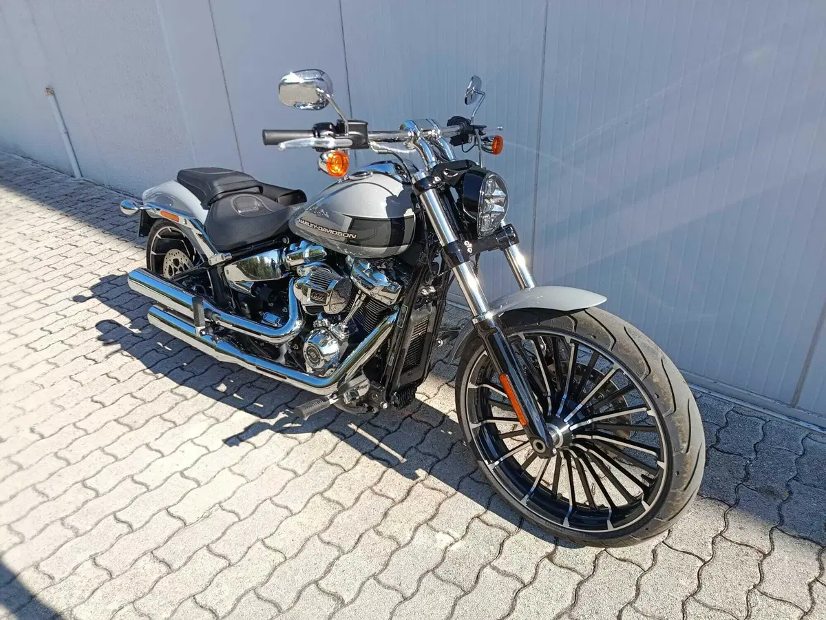 Harley-Davidson Breakout 117 (2023 - 24) (3)