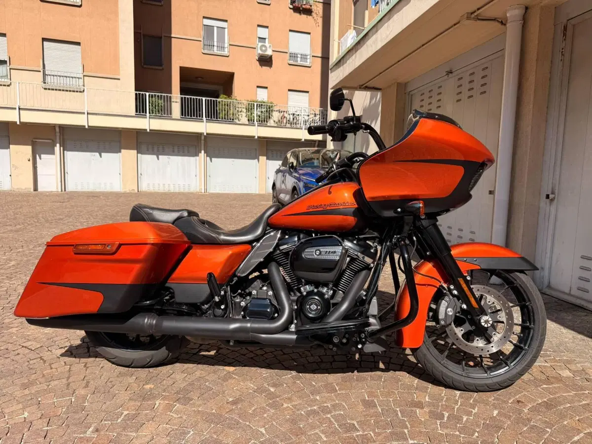 Harley-Davidson 114 Road King Special (2019 - 20) - FLHR (2)