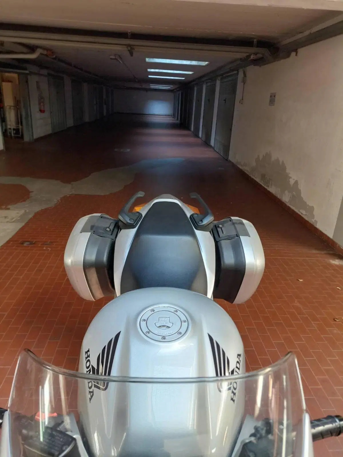 Honda VFR 800 (2002 - 05) (8)
