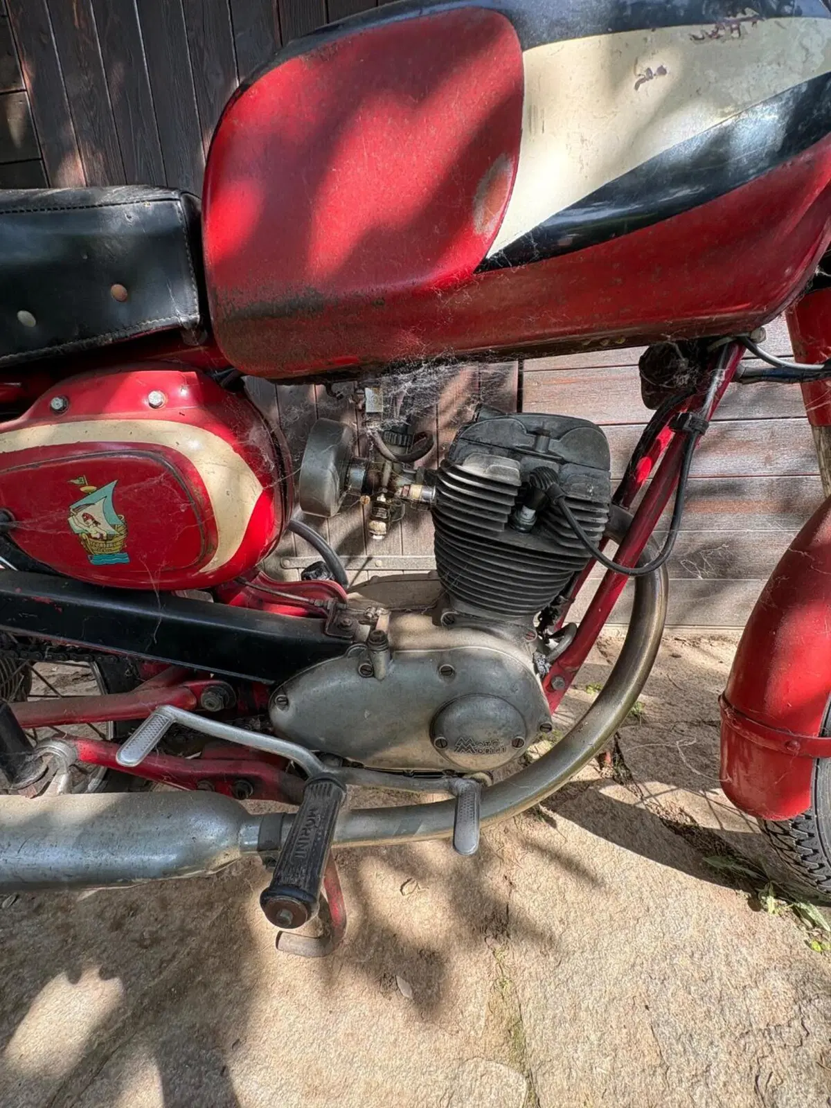 Moto Morini Corsaro 125 (2)