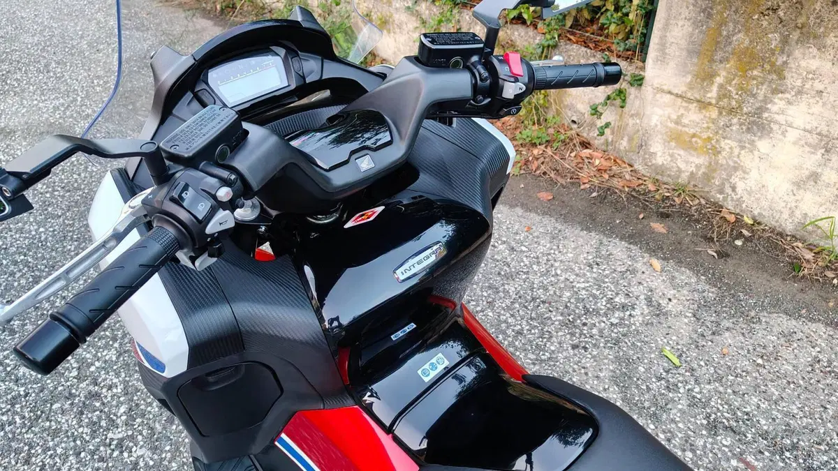 Honda Integra 750 DCT ABS (2014 - 15) (17)
