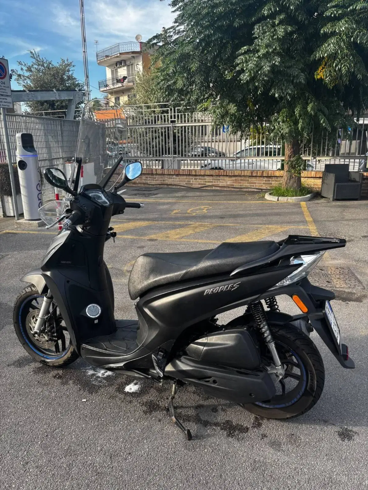 Kymco People 125i S (2021 - 25) (14)