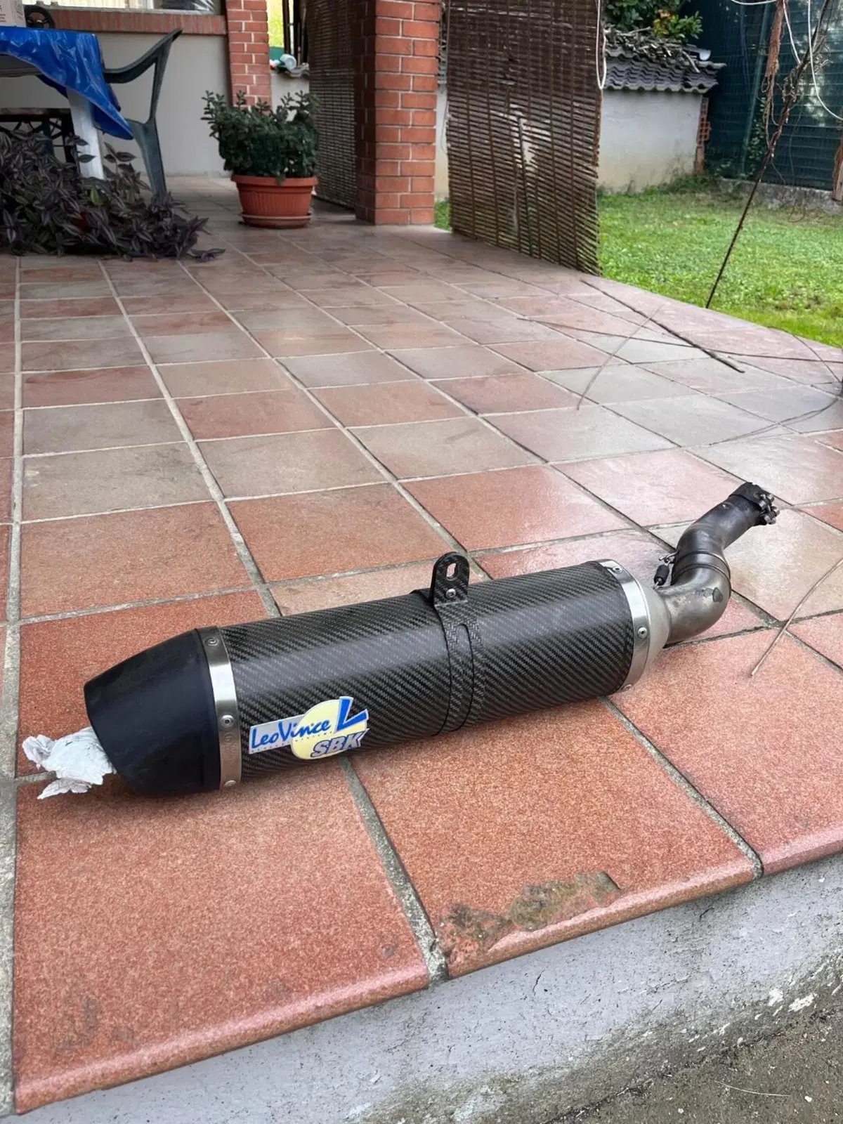 Vendo Scarico carbonio Leovince (3)