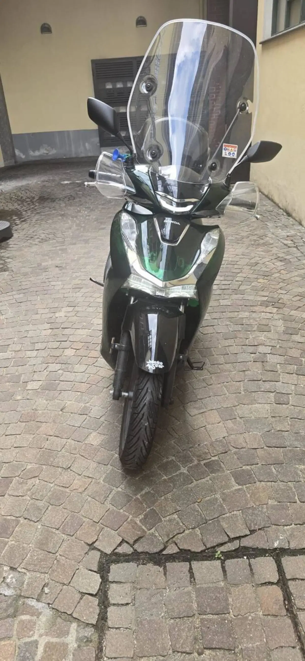 Honda SH 150i Sport (2024 - 25) (4)
