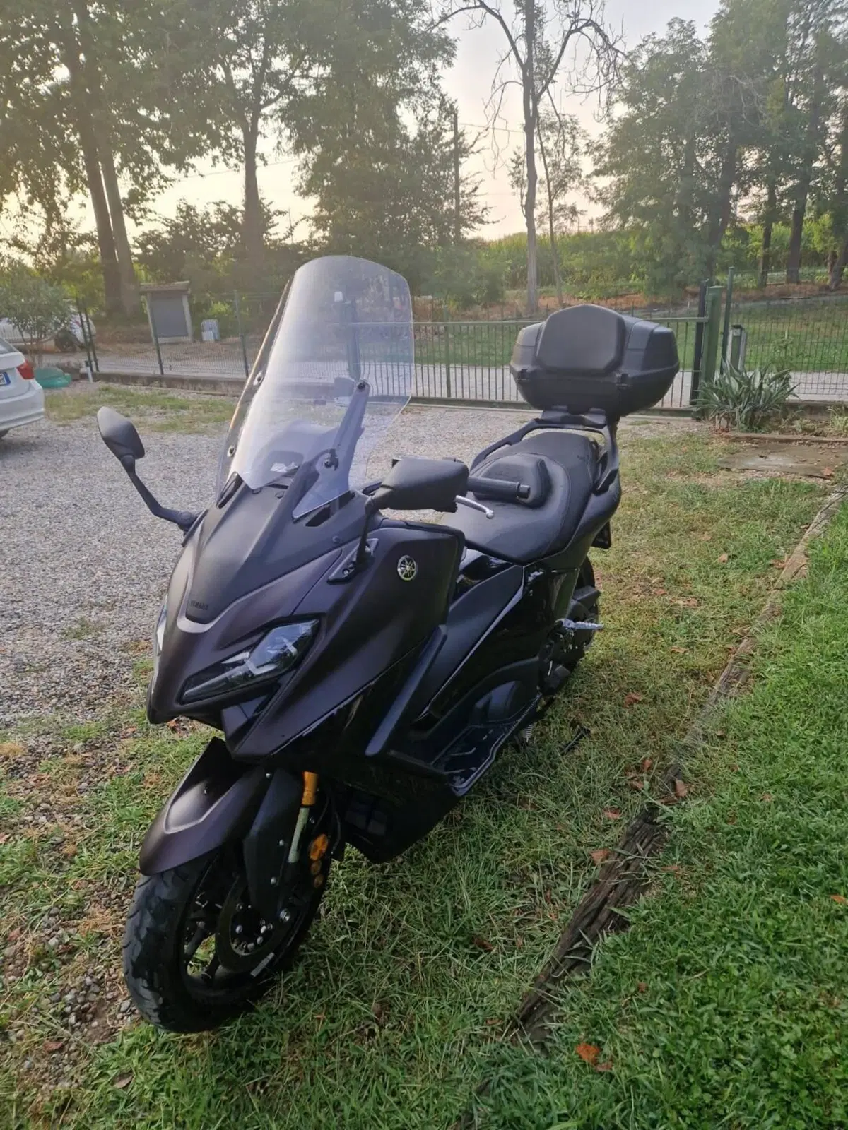 Yamaha T-Max 560 Tech Max (2022 - 24) (5)