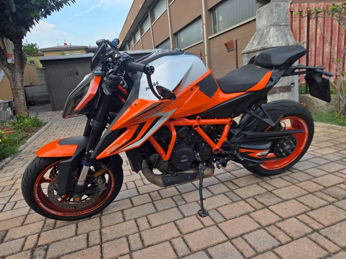 KTM 1290 Super Duke R EVO (2022 - 23) (3)