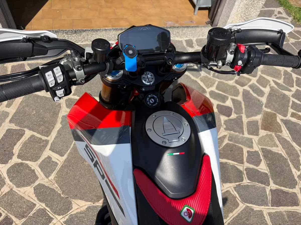 Ducati Hypermotard 950 SP (2022 - 25) (5)
