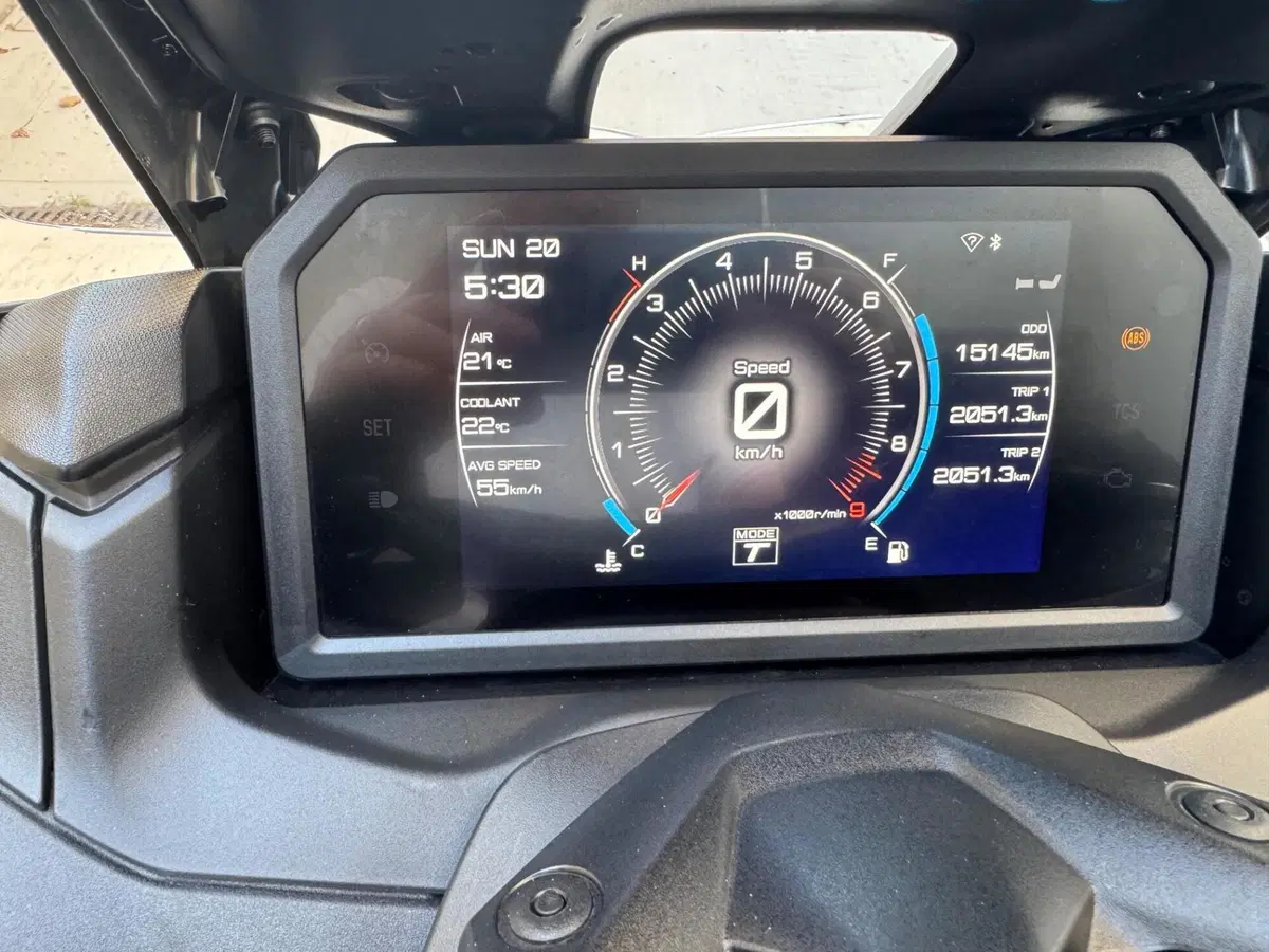Yamaha T-Max 560 Tech Max (2022 - 24) (8)