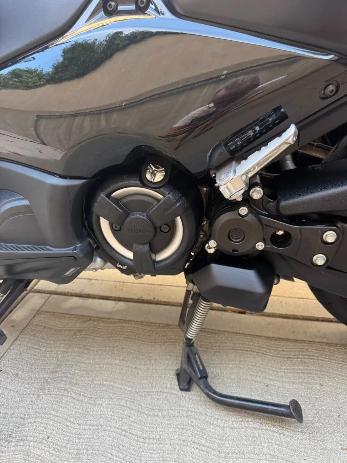 Yamaha T-Max 560 Tech Max (2022 - 24) (12)