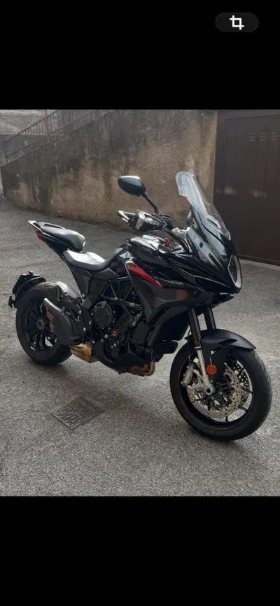 MV Agusta Turismo Veloce 800 R (2023 - 26) usata