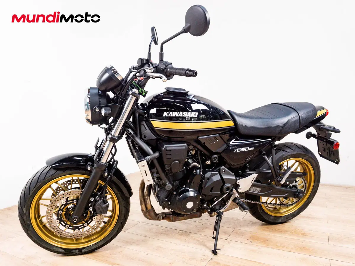 Kawasaki Z 650 RS (2025 - 26) (8)