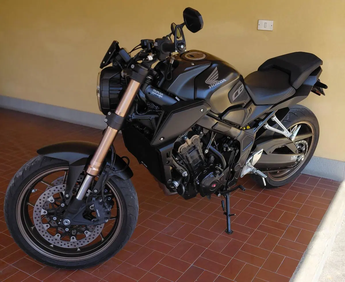 Honda CB 650 R (2021 - 23) (4)