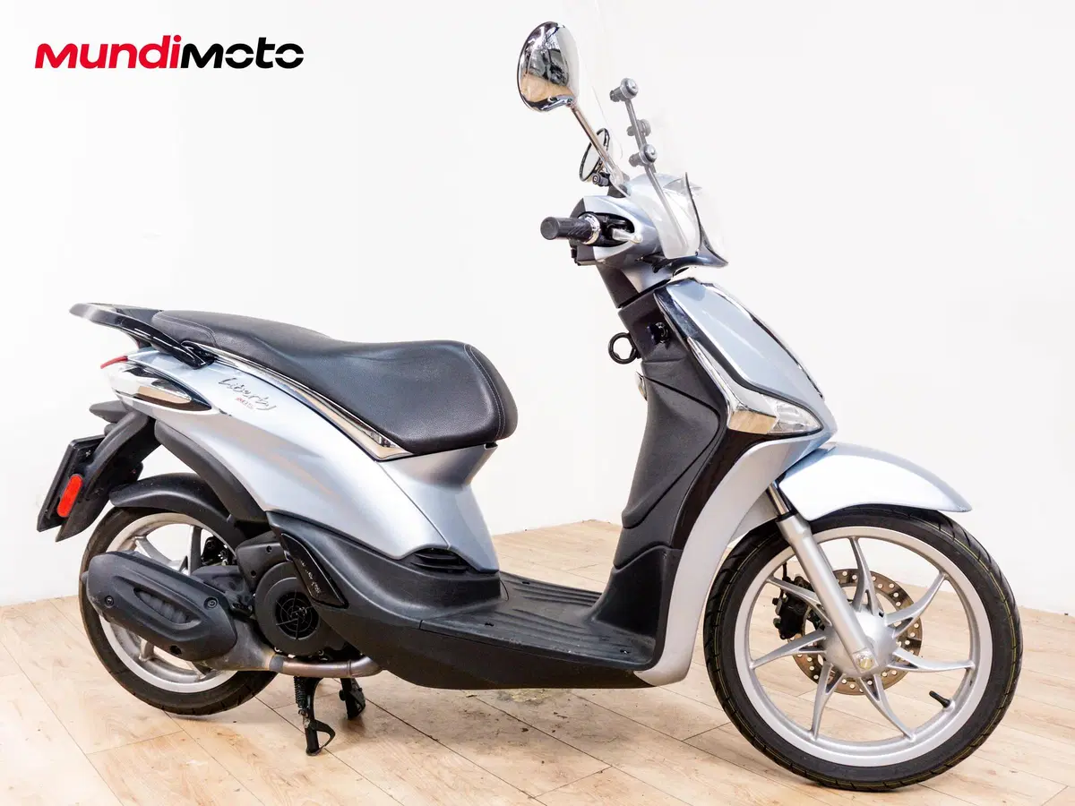 Piaggio Liberty 125 3V ABS (2020) (2)