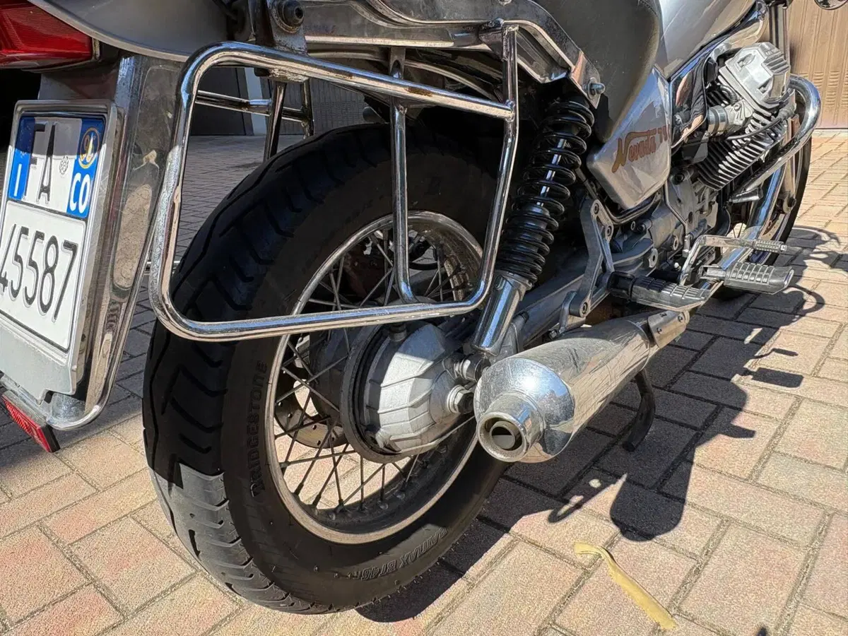 Moto Guzzi Nevada 750 (3)