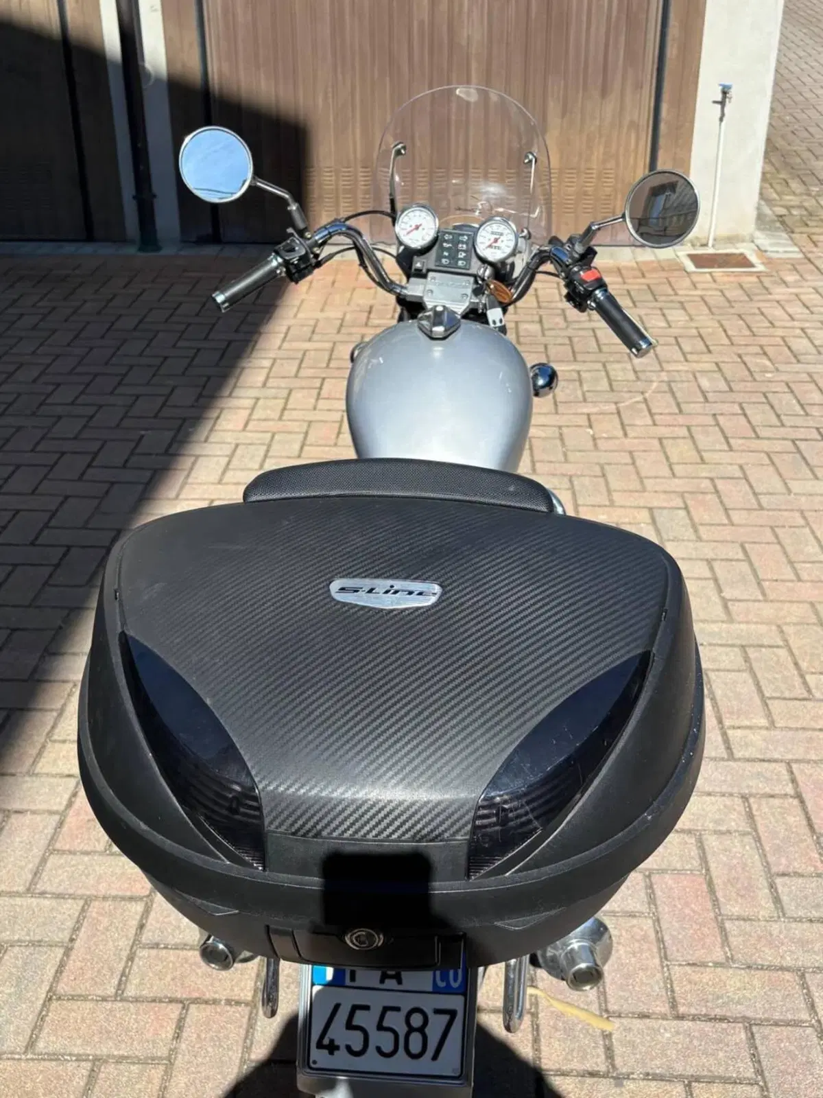 Moto Guzzi Nevada 750 (4)