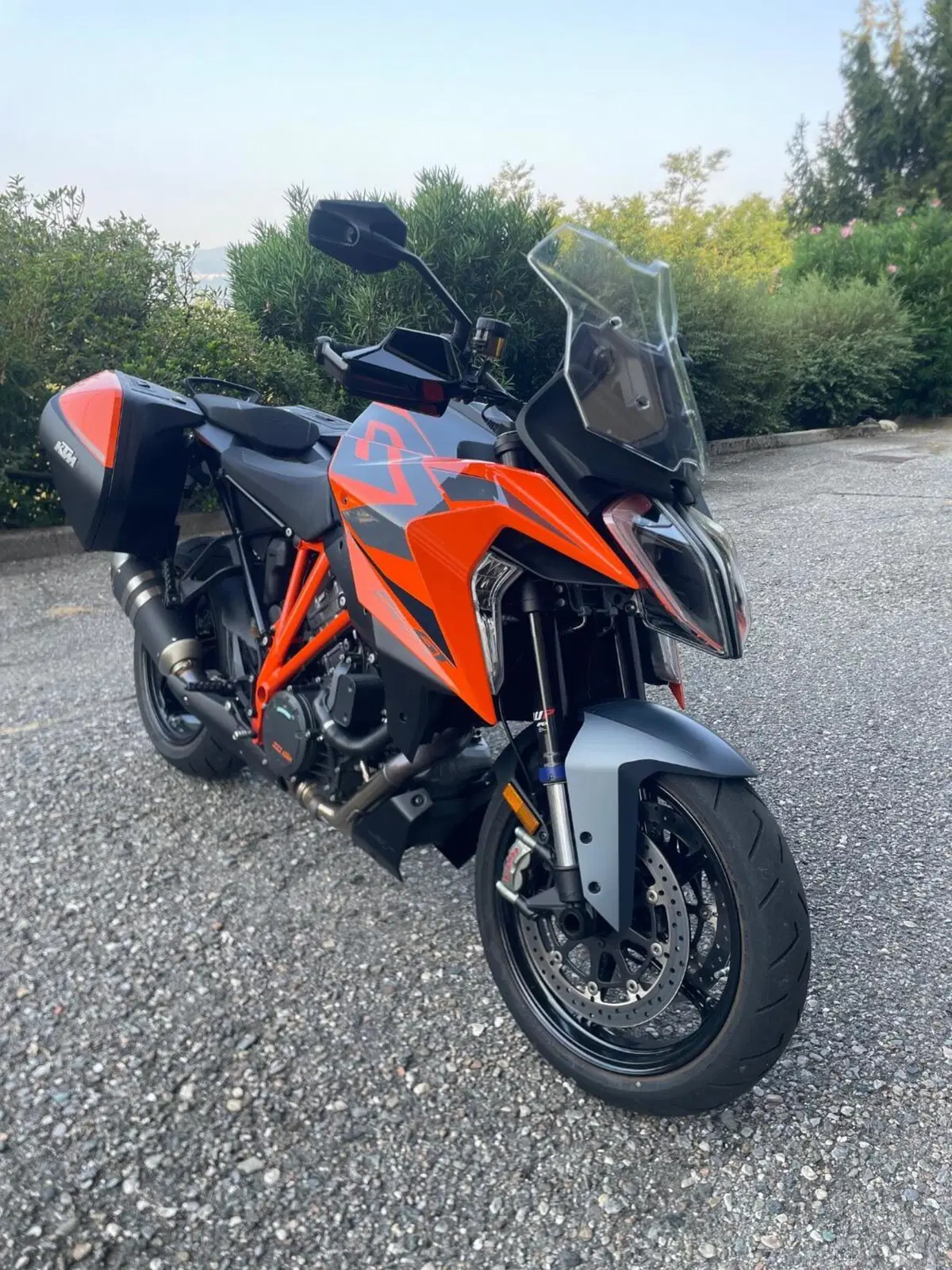 KTM 1290 Super Duke GT (2021 - 25) (4)