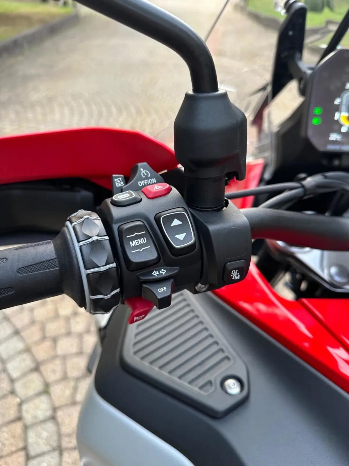 Bmw R 1300 GS Adventure ASA (2025 - 26) (8)