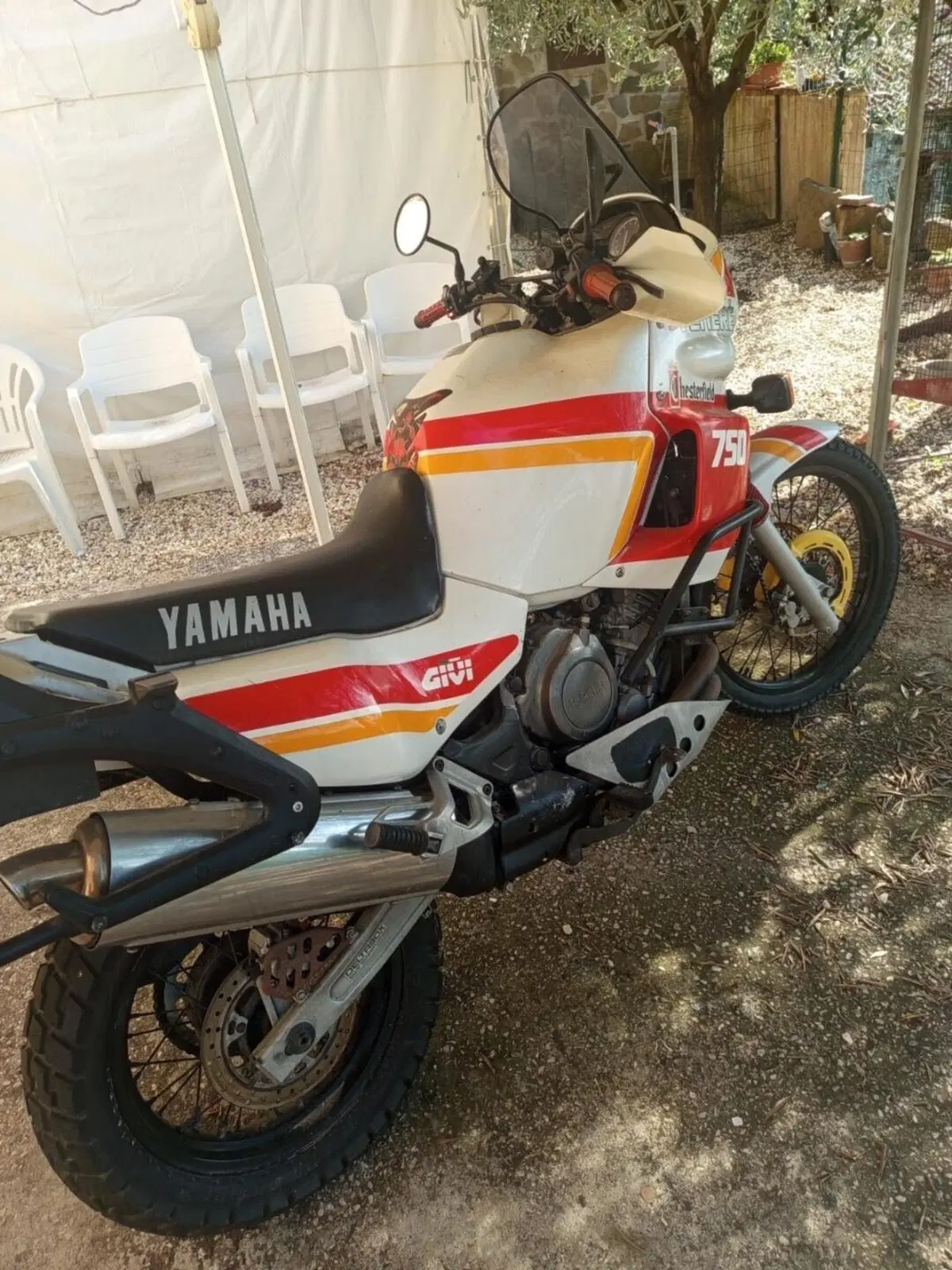 Yamaha Super tenere 750 (2)