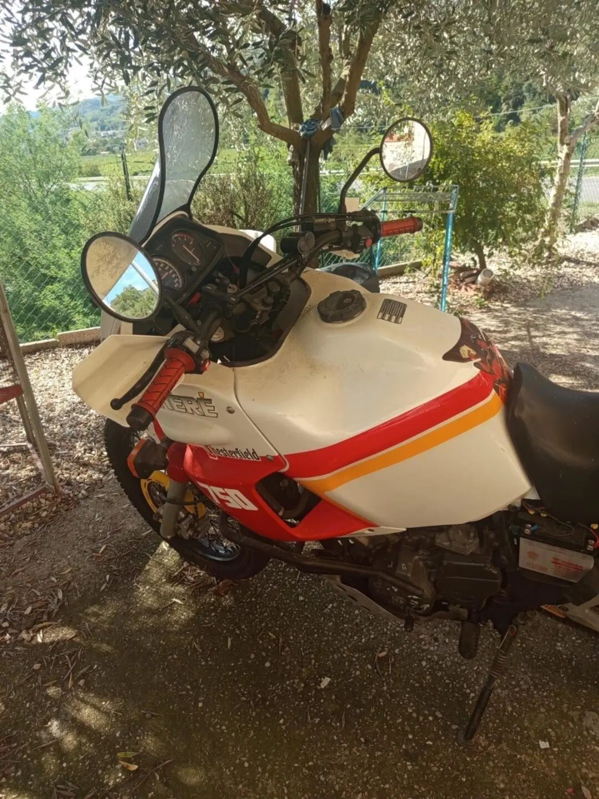 Yamaha Super tenere 750 (4)