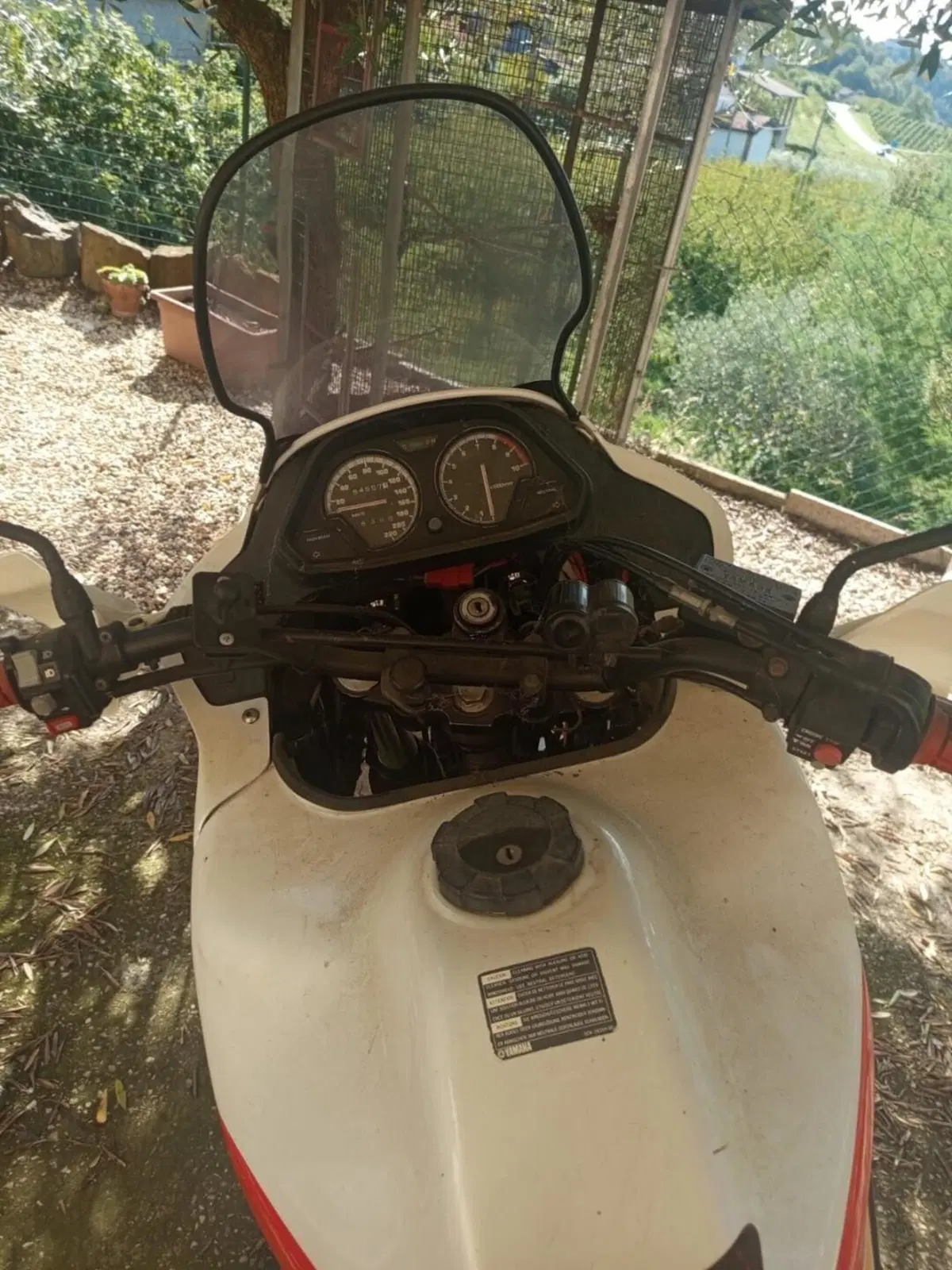 Yamaha Super tenere 750 (5)