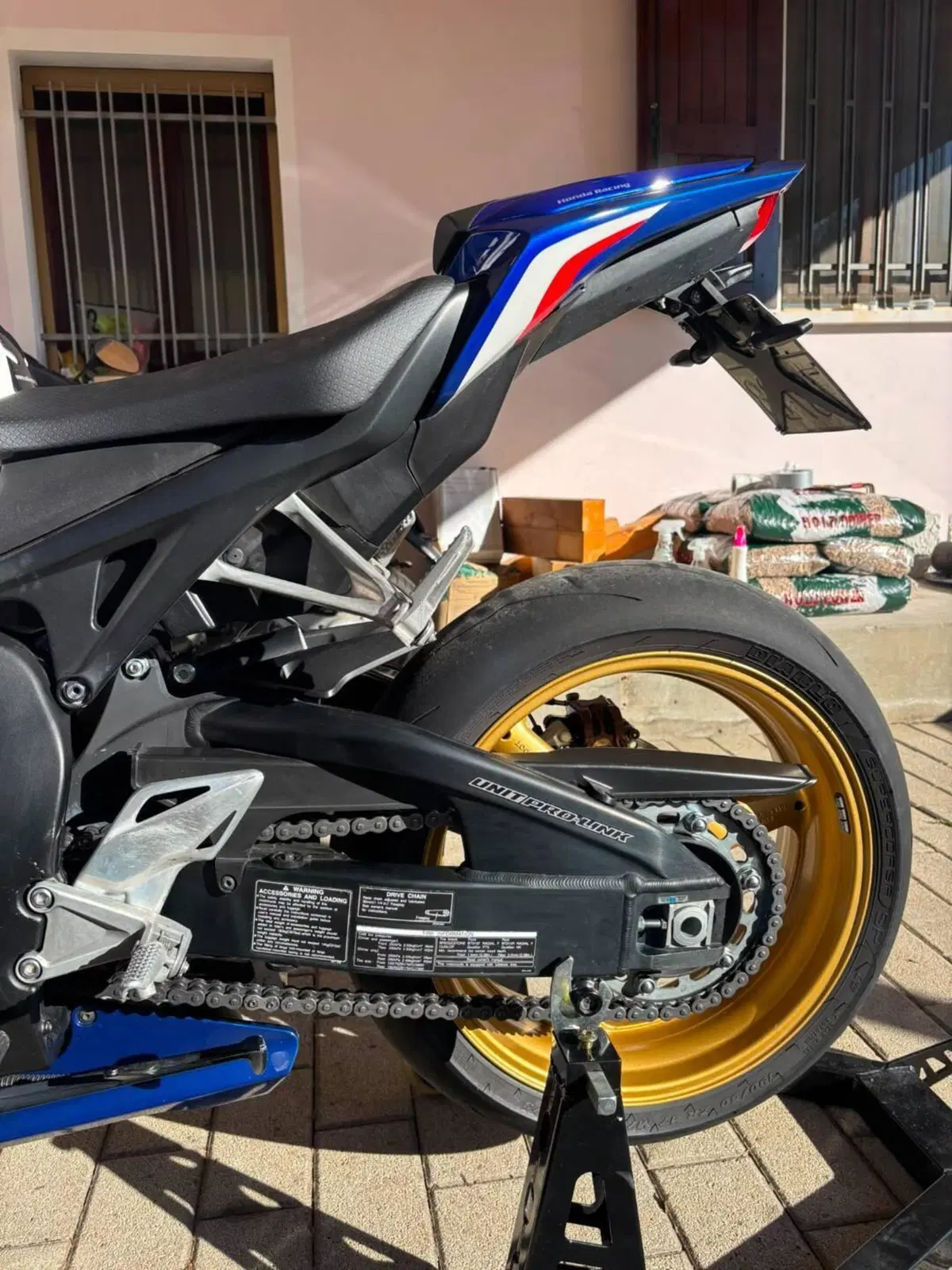 Honda CBR 1000 RR C- ABS (2009 - 11) (2)