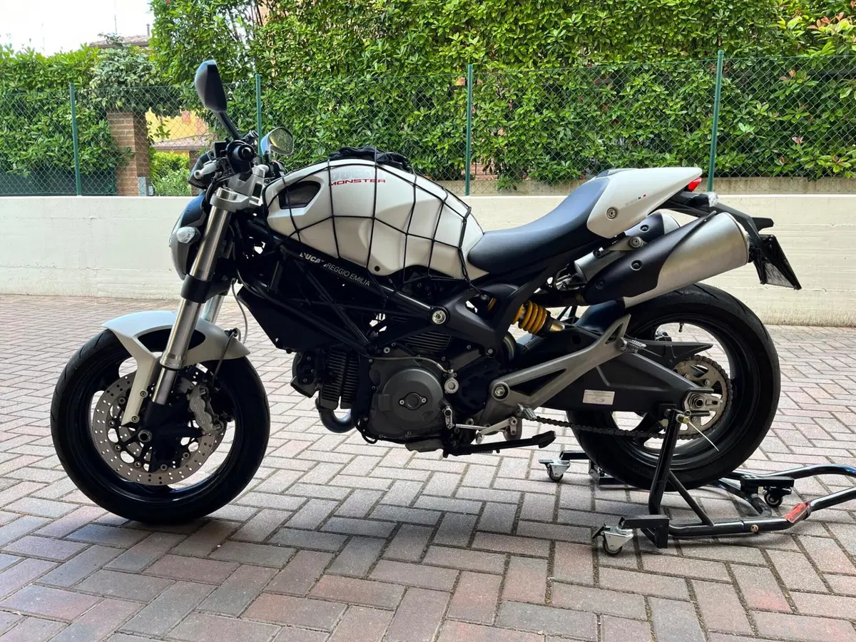 Ducati Monster 696 (2008 - 13)