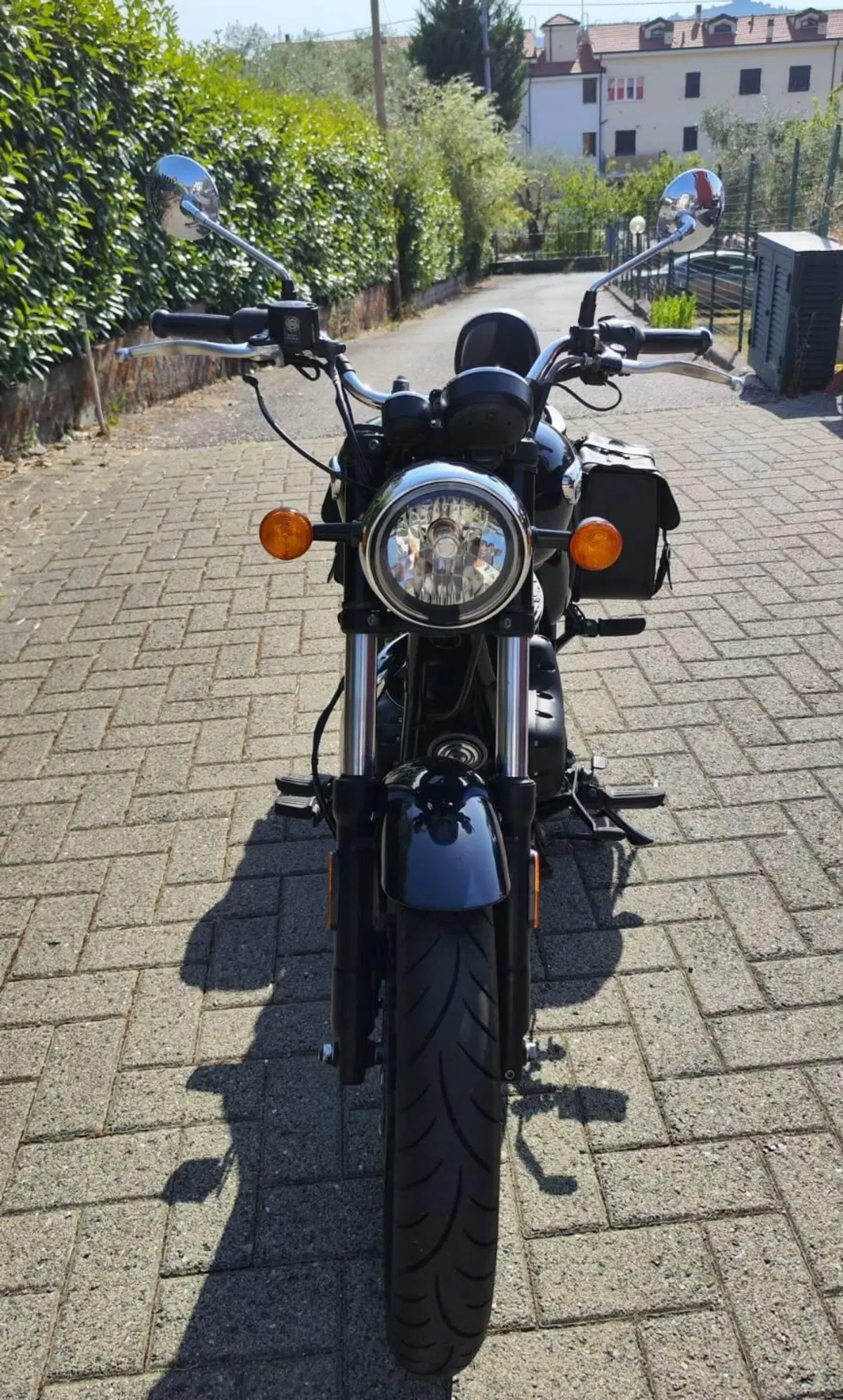 Royal Enfield Meteor 350 (2021 - 26) (4)