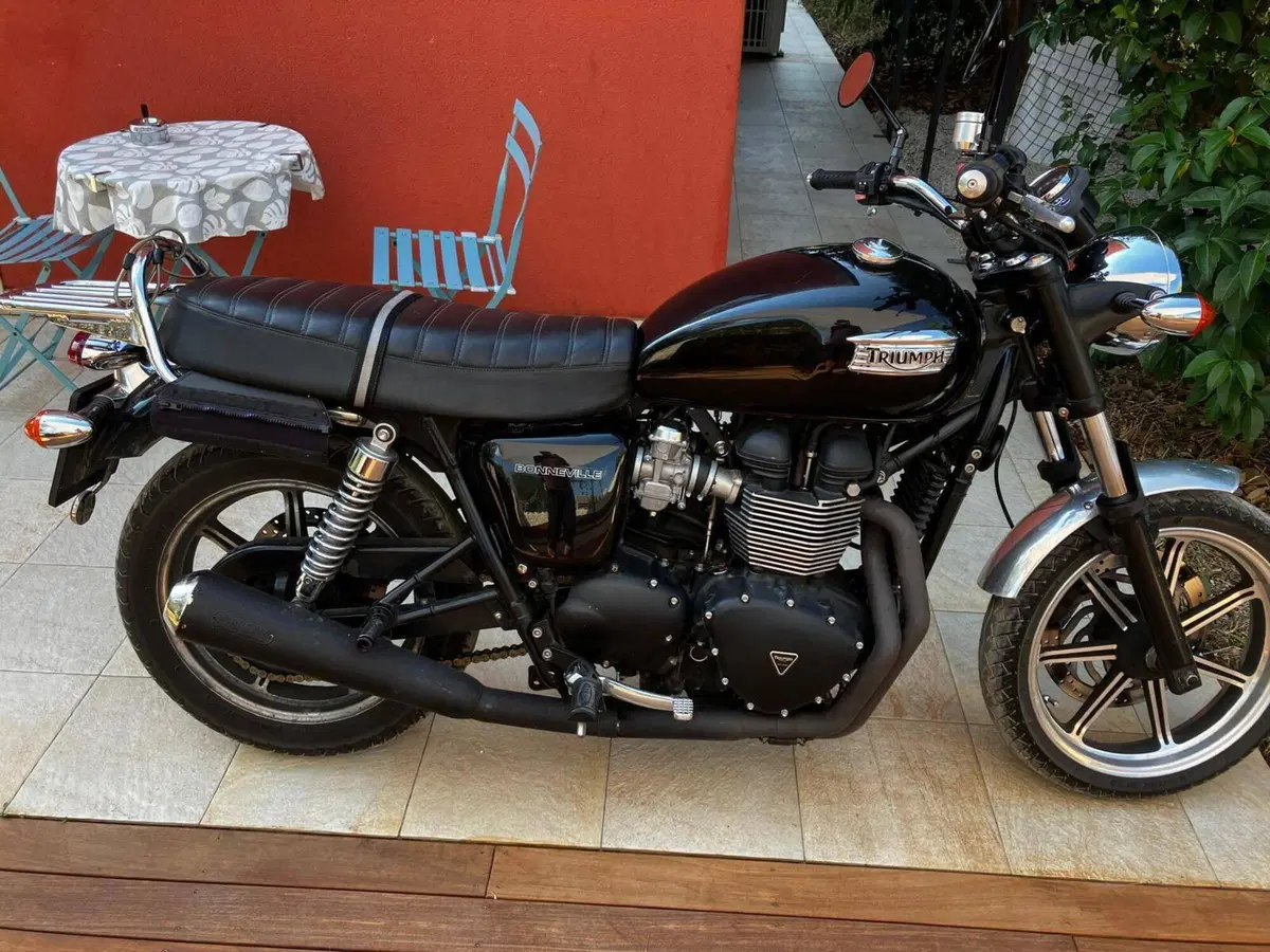 Triumph Bonneville (2007 - 16) (4)